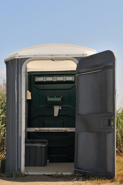 Best Portable restroom trailer rental  in Accokeek, MD